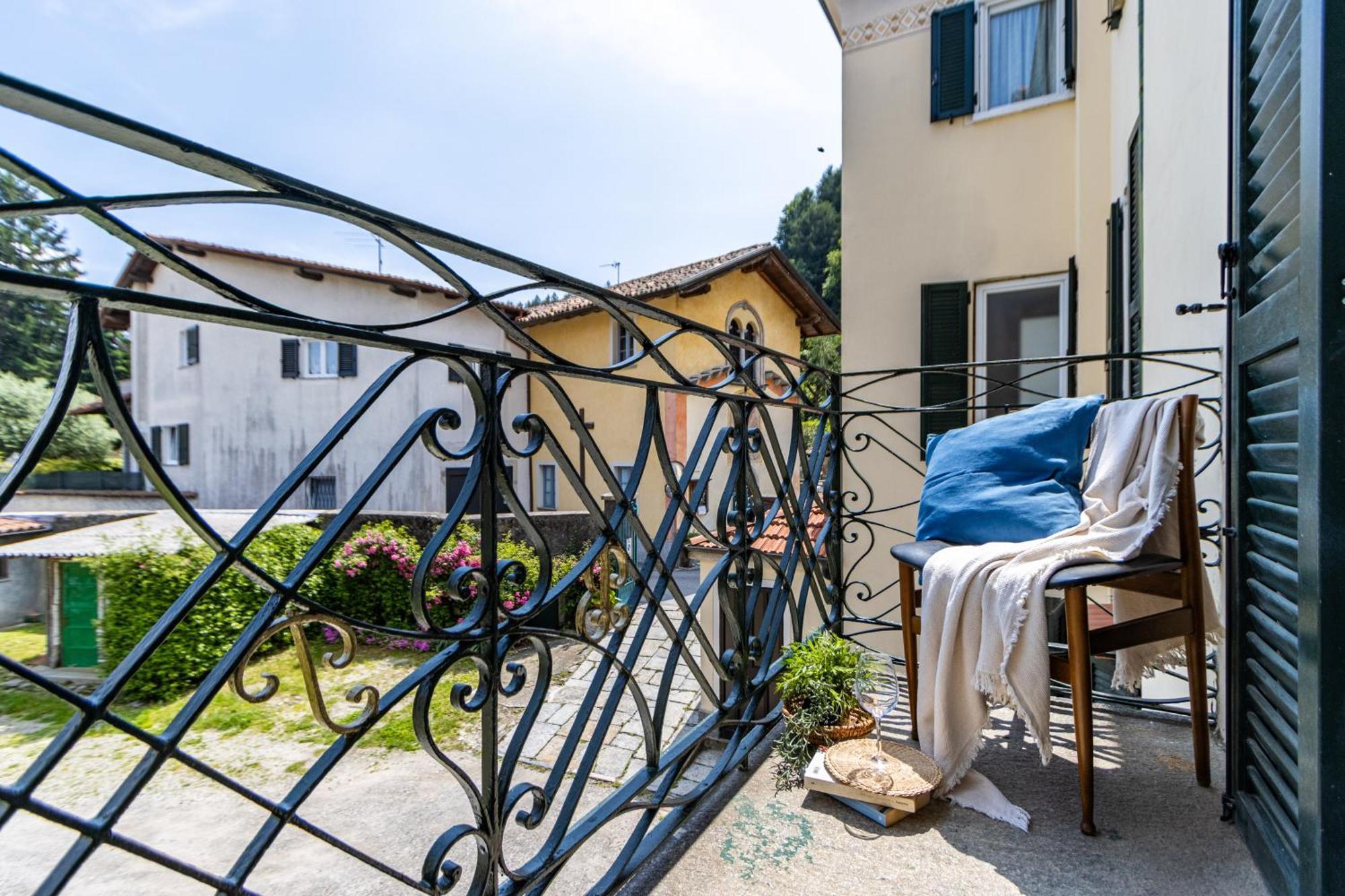 Le Dalie - Appartamento Stresa - Magognino Brisino المظهر الخارجي الصورة